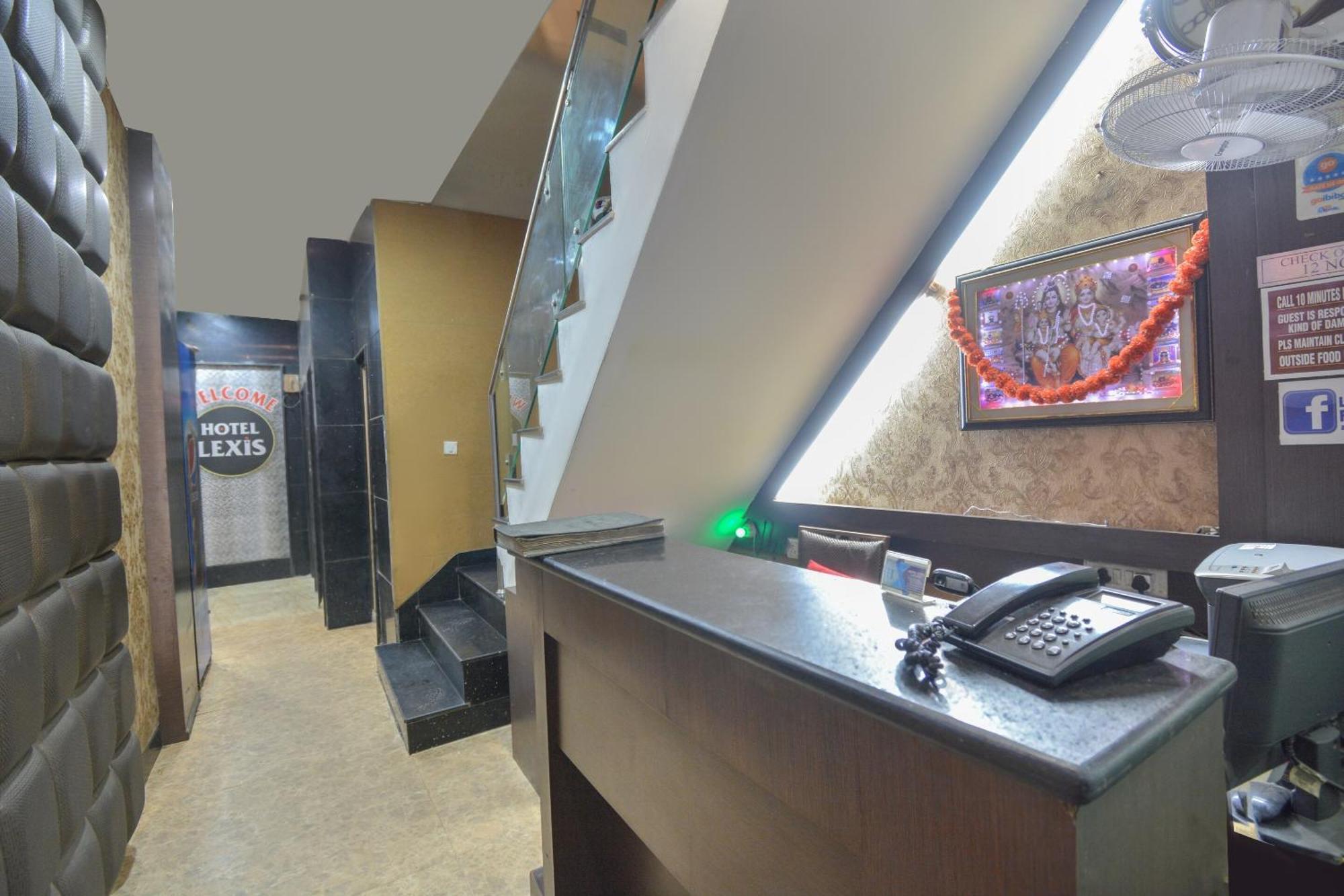 Hotel O Lexis Ludhiana Exterior photo
